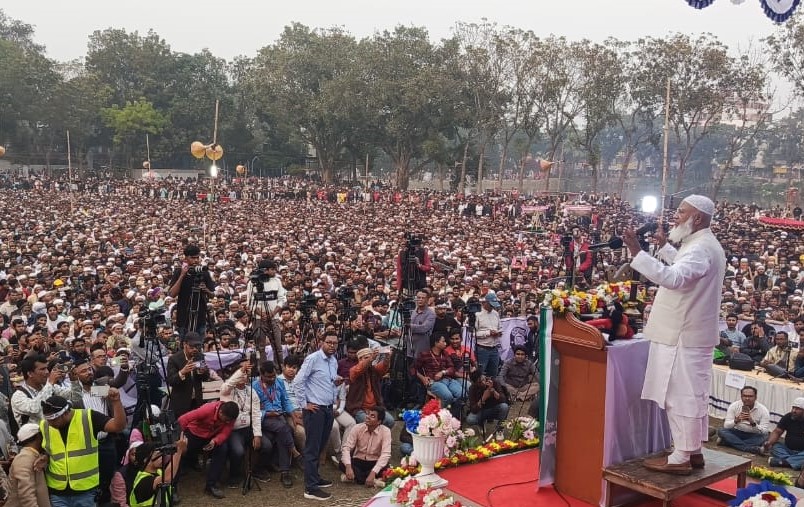 জনসমুদ্রে রূপ নিল উল্লাপাড়ার সমাবেশ, বক্তব্য রাখলেন জামায়াত আমীর ডা. শফিকুর রহমান