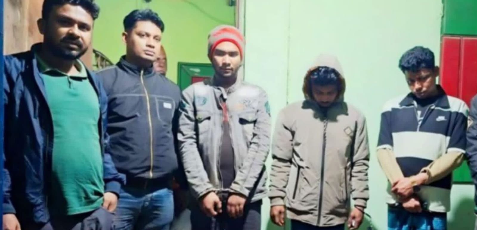 ইয়াবা সেবনরত অবস্থায় হাতেনাতে ধরা, নালিতাবাড়ীতে দুই যুবকের কারাদণ্ড