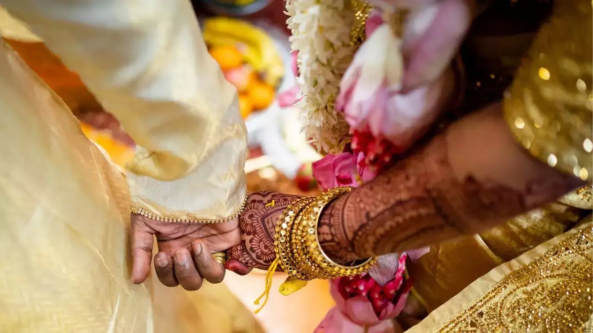   মুখ ধোয়ার পর বদলে গেল কনে! পাল্টাপাল্টি মামলায় বর কারাগারে