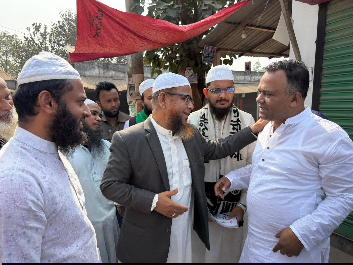 গাজীপুর সদর উপজেলার বাড়ীয়া ইউনিয়নে ইসলামী আন্দোলনের প্রার্থীর গণসংযোগ