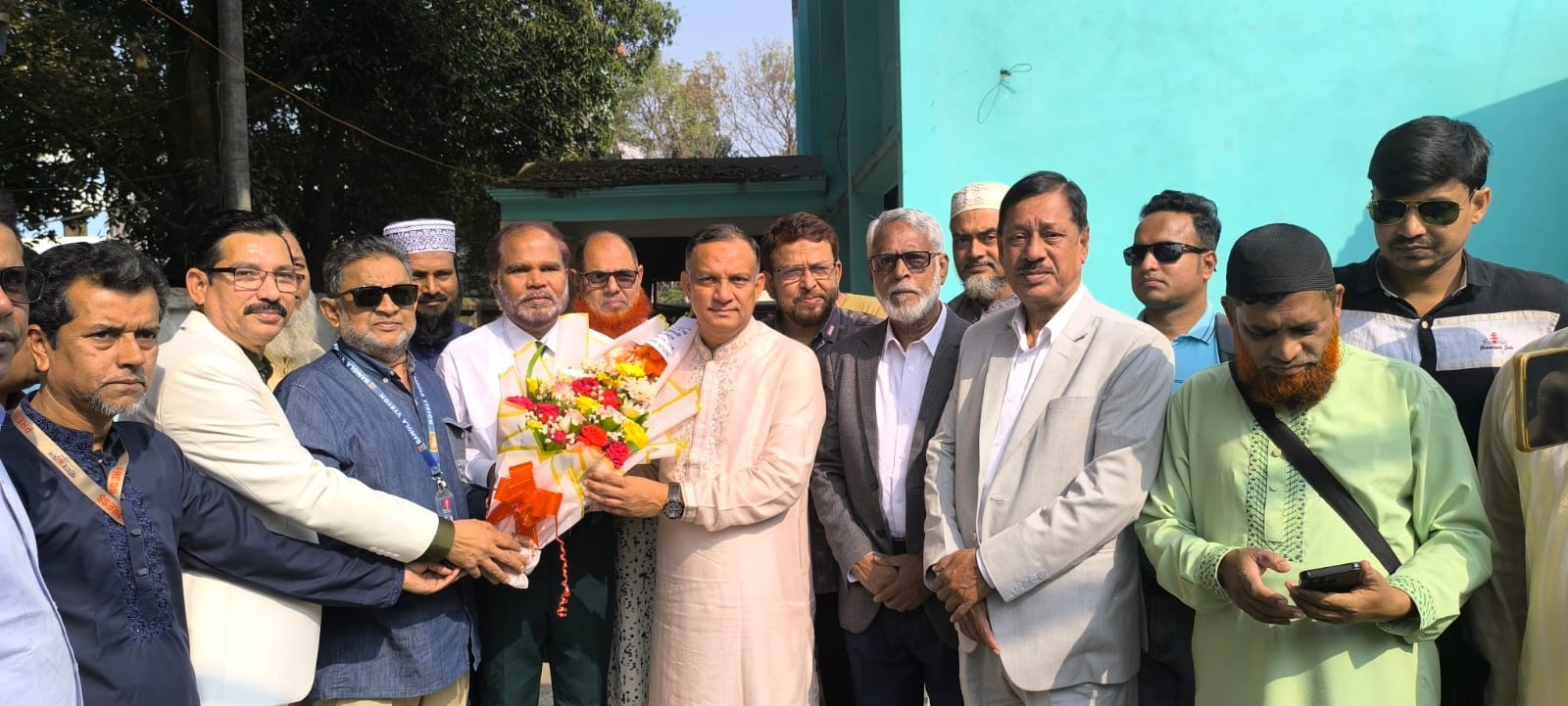 কিশোরগঞ্জ প্রেসক্লাব পরিদর্শনে প্রতিমন্ত্রী শরীফুল আলম।