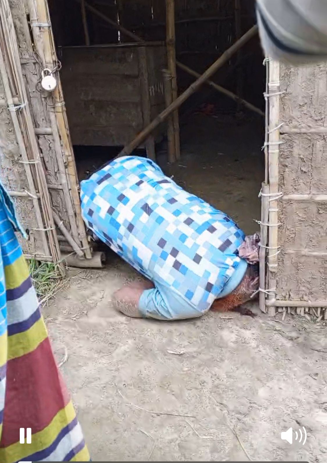 ইটনার হাওরে নির্জন ঘর থেকে কৃষকের মরদেহ উদ্ধার