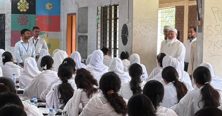 এসএসসি-দাখিল পরীক্ষা কেন্দ্র পরিদর্শনে বিরোধীদলীয় নেতা ডা. শফিকুর রহমান