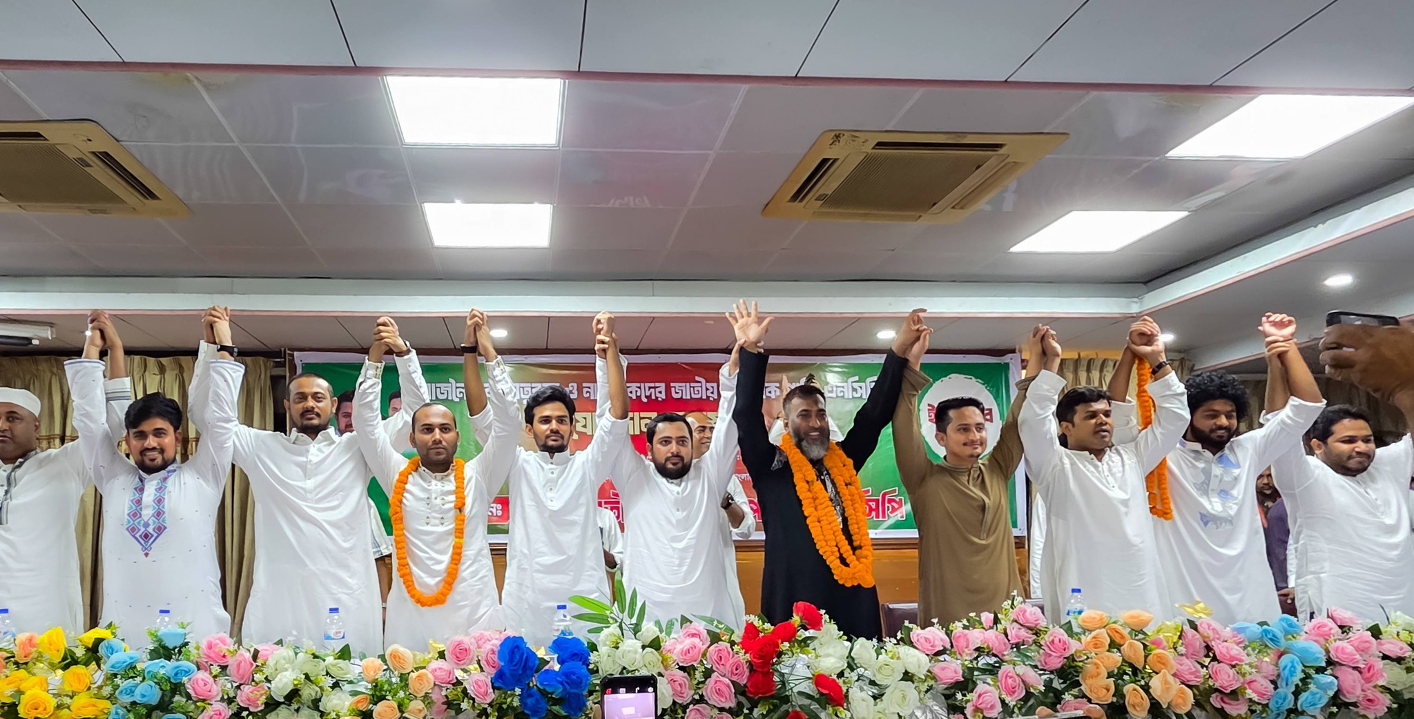 এনসিপিতে যোগদান অনুষ্ঠানে রাজনীতিক ও নাগরিকদের অংশগ্রহণ