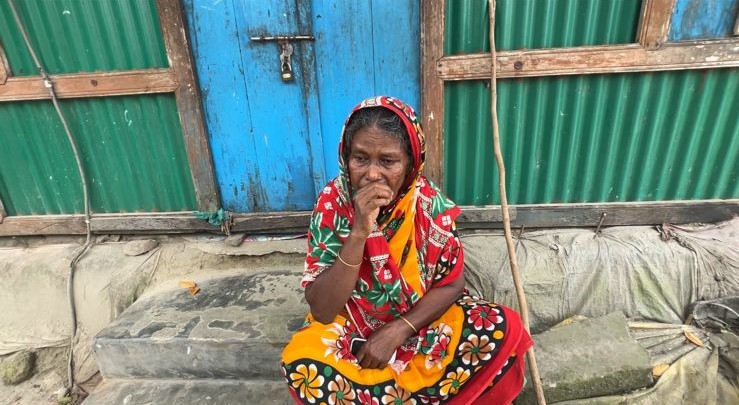 কুমিল্লার মুরাদনগরে সম্পত্তির লোভে বৃদ্ধা মাকে মারধরের হুমকি, আতঙ্কে ভুক্তভোগী