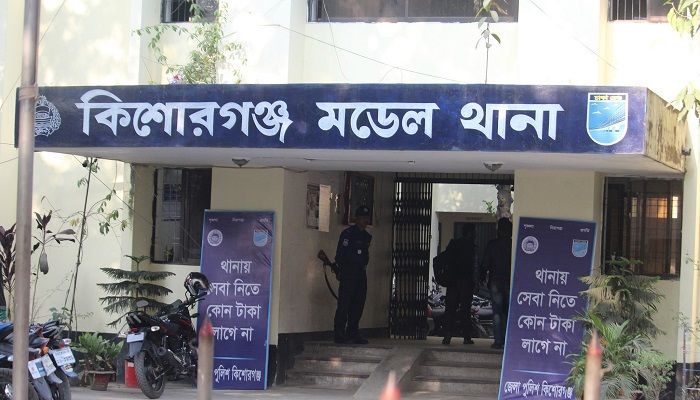 কিশোরগঞ্জ সদর ছাত্রলীগের ঝটিকা মিছিল:সদর থানার অভিযানে গ্রেপ্তার ৮