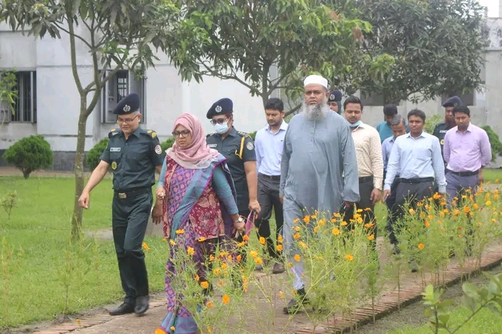 কারাবন্দীদের কল্যাণে গুরুত্বারোপ, কিশোরগঞ্জ জেলা কারাগার পরিদর্শনে জেলা প্রশাসক