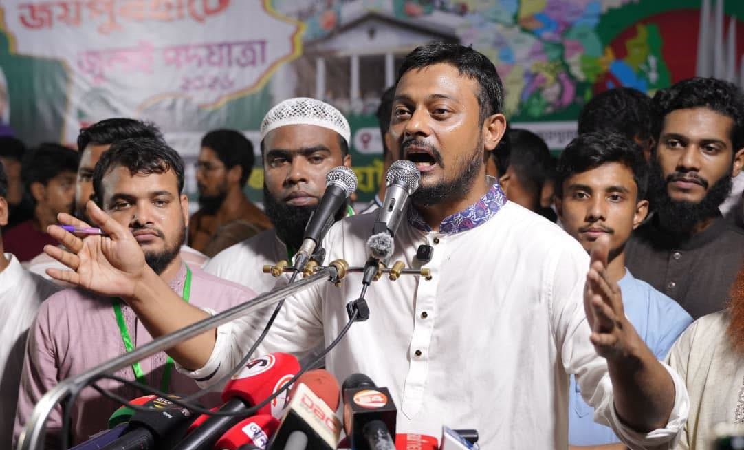 জয়পুরহাটে এনসিপির পথসভা, ‘দেশ গড়তে জুলাই জাগরণ’ কর্মসূচিতে জনসমাগম
