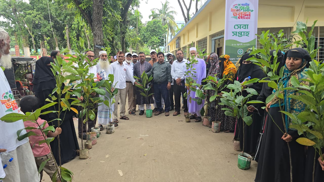 মুরাদনগরে বর্ণাঢ্য আয়োজনে জাতীয় পল্লী উন্নয়ন দিবস পালন
