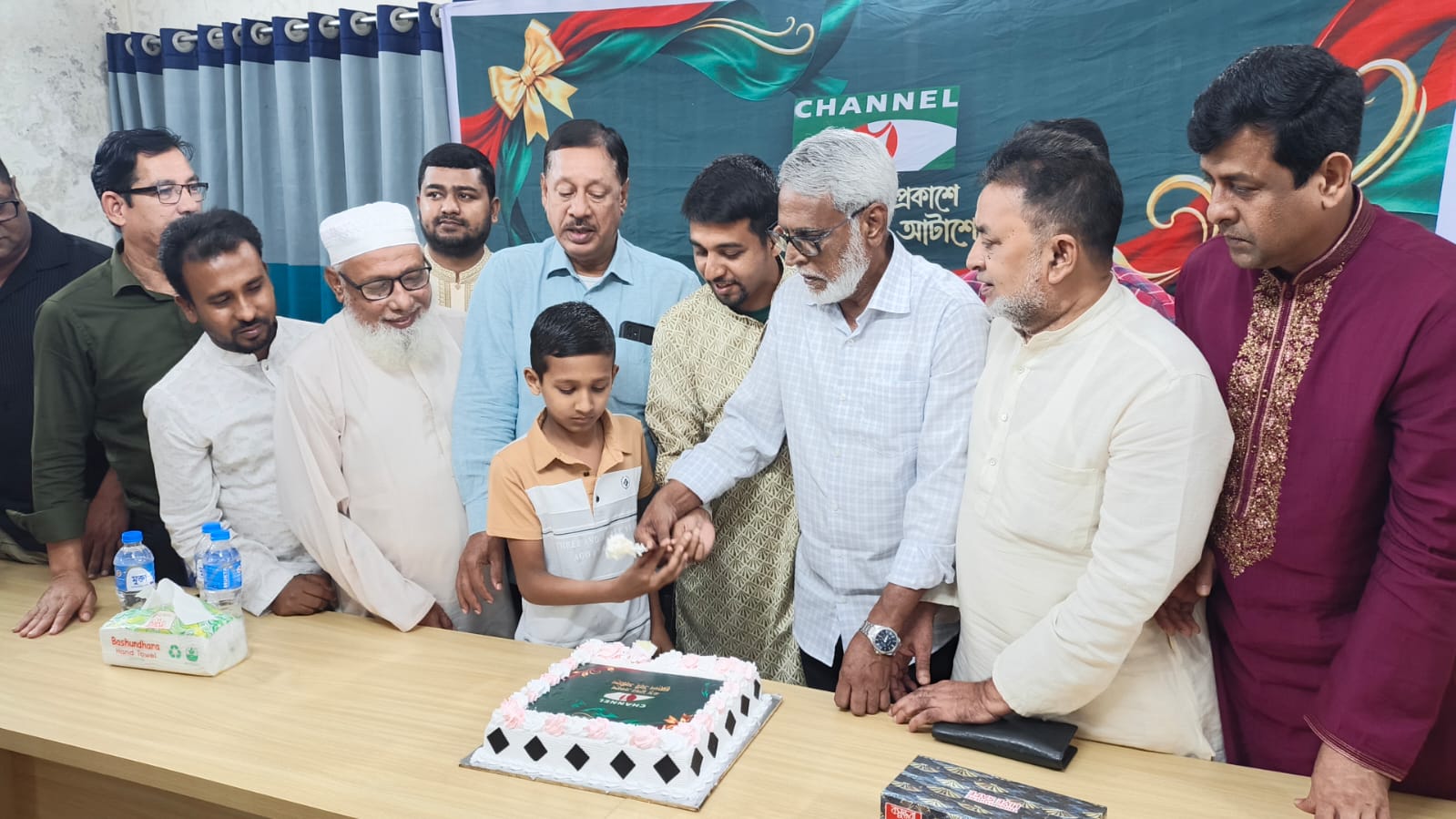 ‎কিশোরগঞ্জে নানা আয়োজনে চ্যানেল আইয়ের ২৮তম প্রতিষ্ঠাবার্ষিকী উদযাপন :
